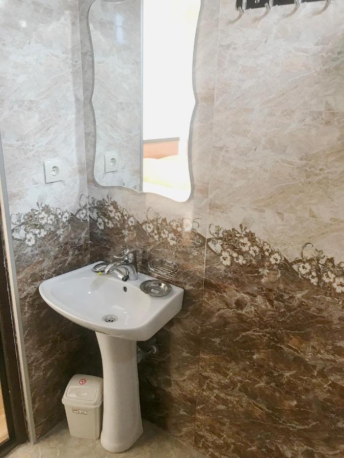 Готель Tiktok House Кобулеті Екстер'єр фото