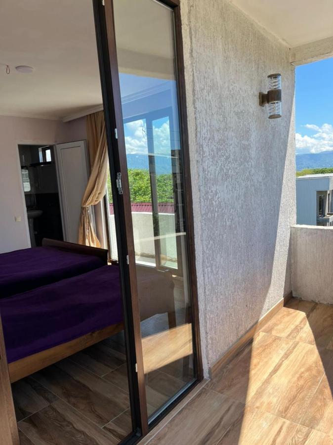 Готель Tiktok House Кобулеті Екстер'єр фото